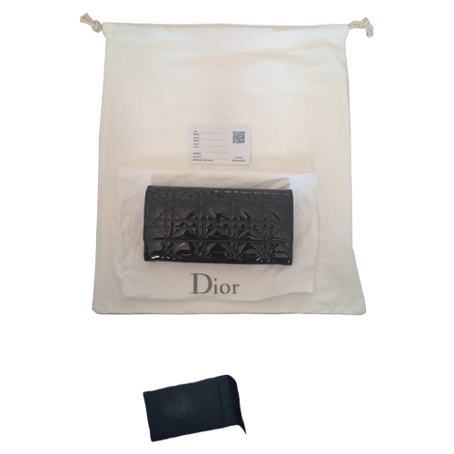 Pre-Owned Christian Dior Lady Dior Black Patent Leather Clutch