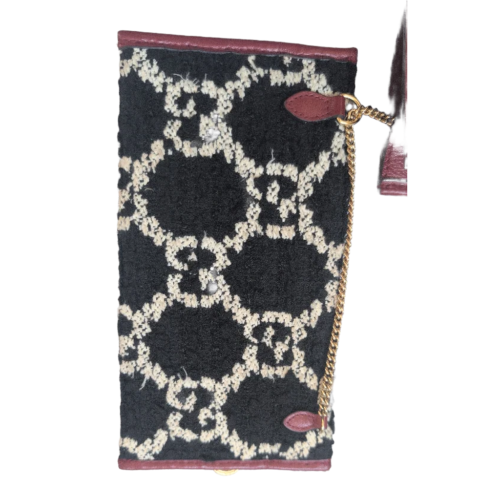close up of purse Pre-owned Gucci Rajah Beige Interior Tote Large Black/Red/White GG Tweed