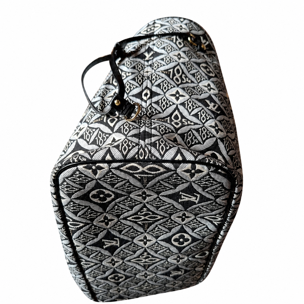 corners Louis Vuitton Since 1854 Neverfull MM