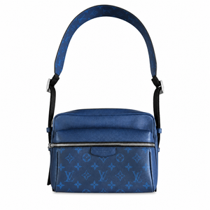 Pre-owned Louis Vuitton Outdoor Messenger – Blue Taïga Leather in Monogram Eclipse Blue