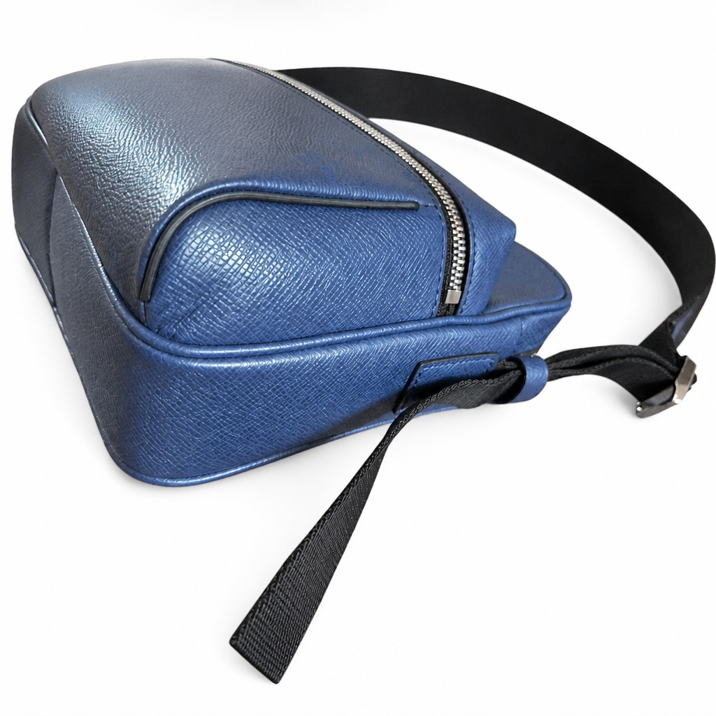 other corner Louis Vuitton Outdoor Messenger – Blue Taïga Leather  Monogram Eclipse Blue