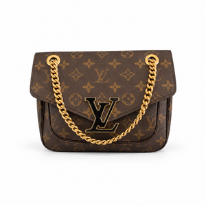 Pre-Owned Louis Vuitton Passy Monogram Shoulder Bag – Burgundy Interior