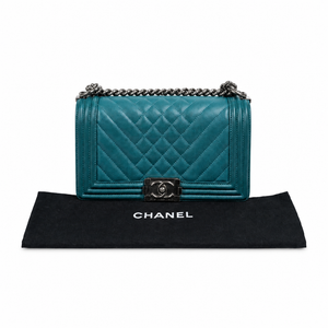 Pre-Owned Chanel Boy Bag – Teal Quilted Leather