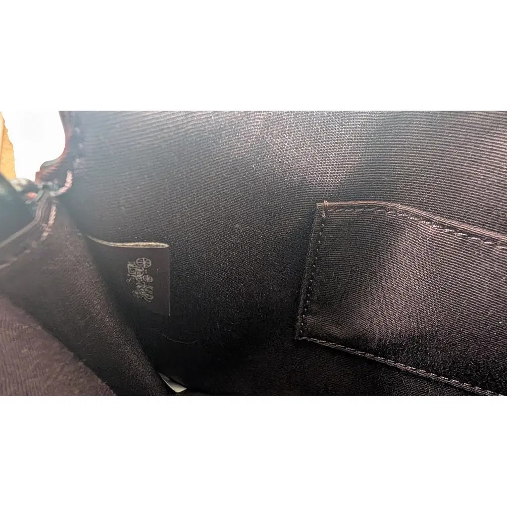 inside condition Pre-Owned Coach Black Celestial Print Crossbody Pouch Set – Excellent Condition