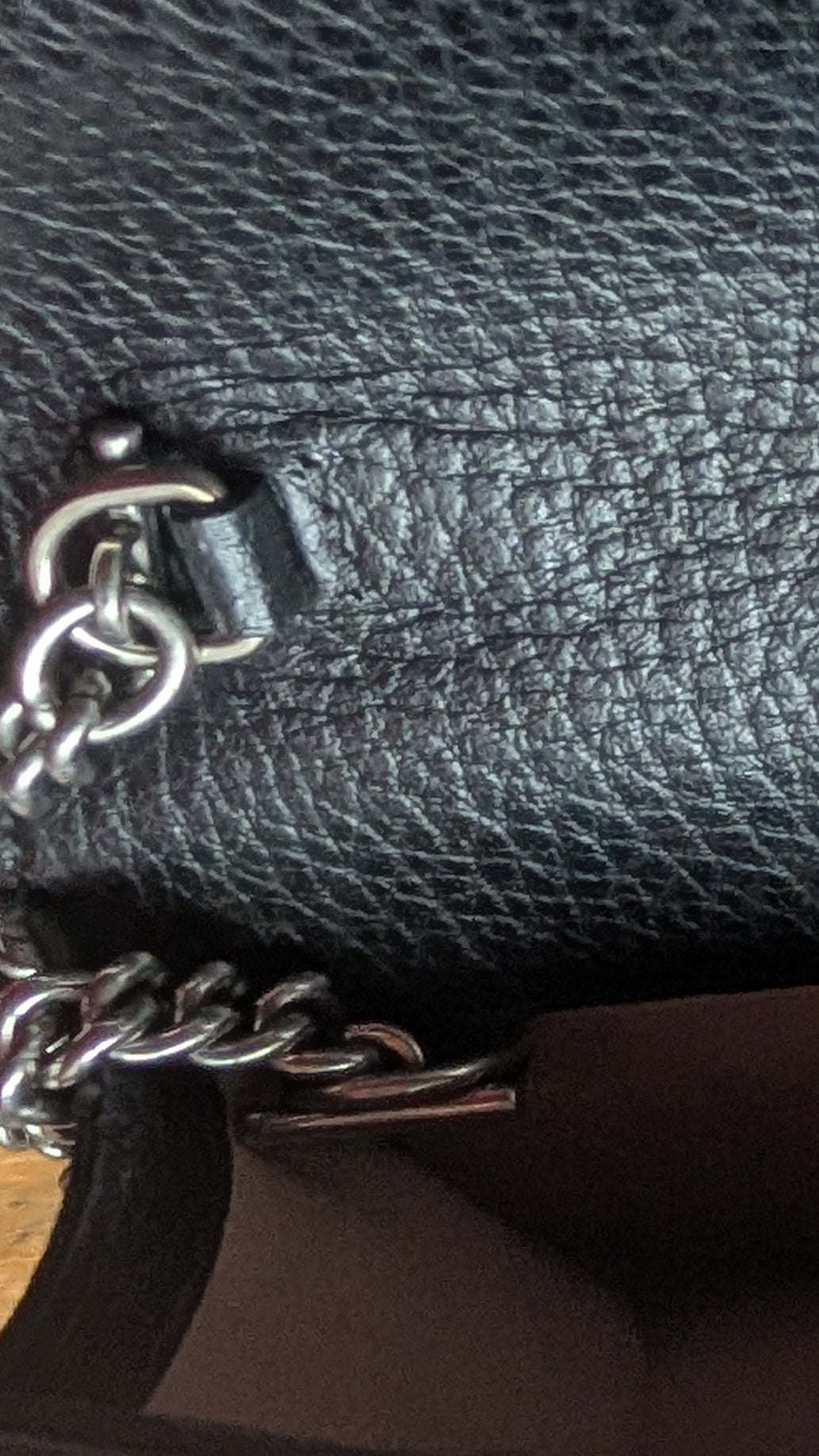 handle Pre-Owned Gucci Dionysus Black Pebbled Leather Mini Bag