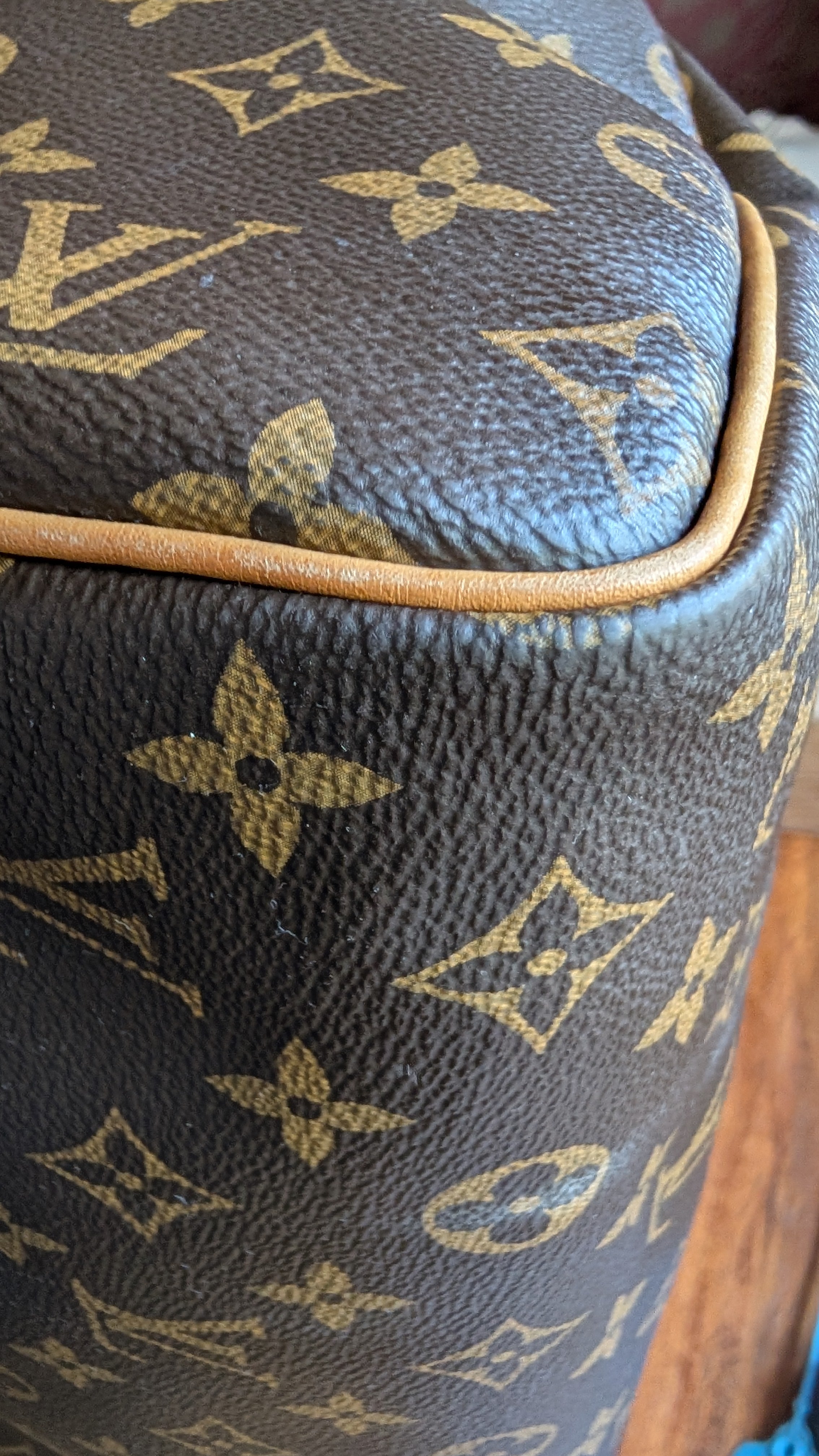 Pre-Owned Louis Vuitton Speedy 30 Monogram corner 1