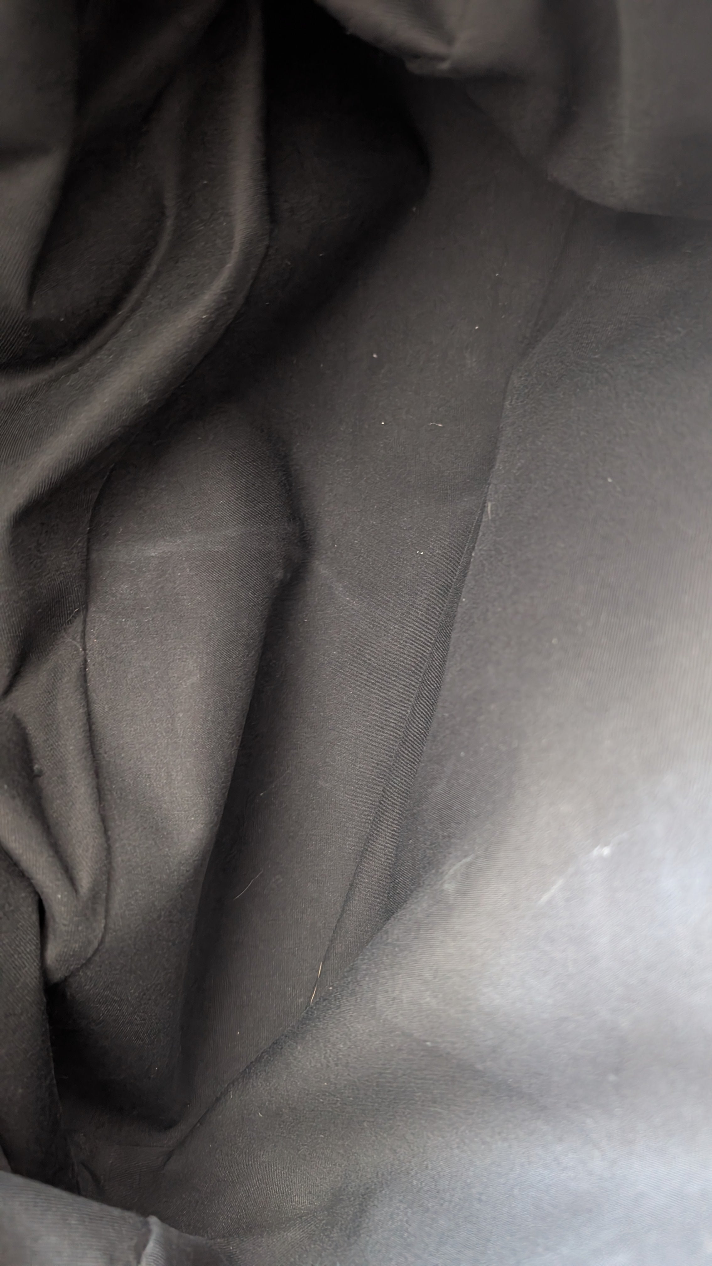 close up of the inside condition Pre-Owned Gucci Horsebit Black Tote