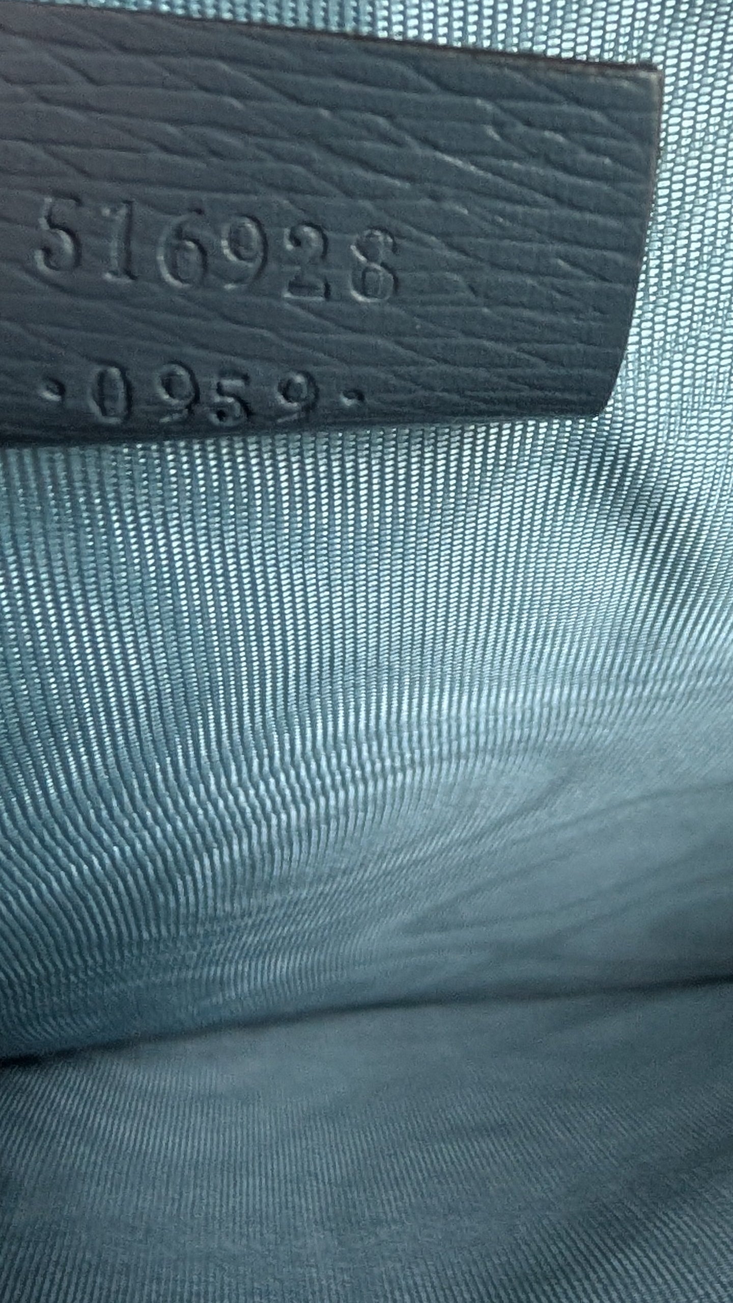 close up of serial number for Pre-owned Gucci Garden Leather Cat Head Clutch