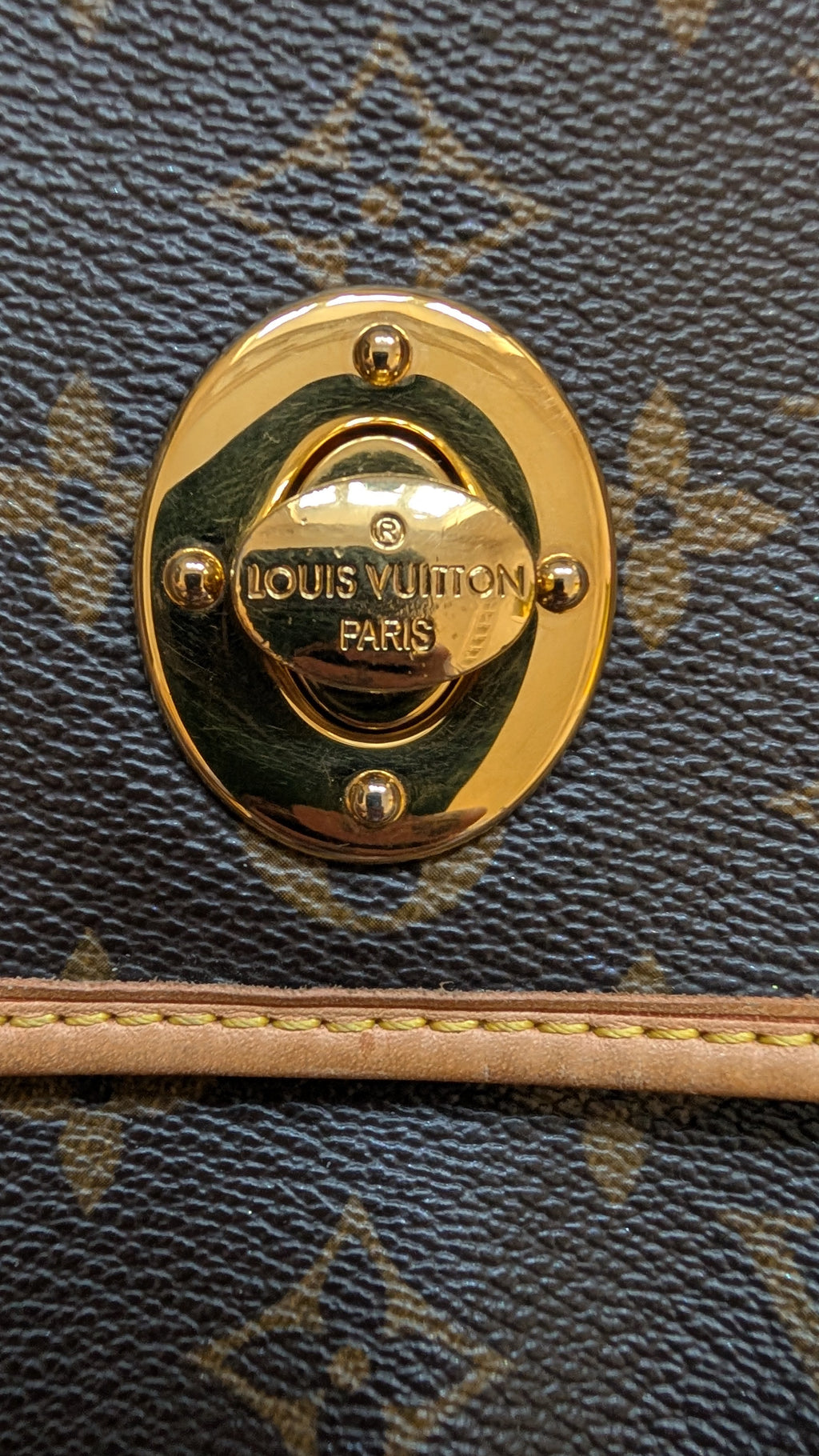 gold hardware for Pre-owned Louis Vuitton Tikal Shoulder Bag PM Brown Canvas Leather Monogram