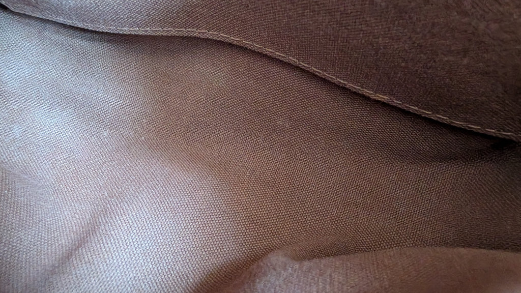 inside condition for Pre-owned Louis Vuitton Tikal Shoulder Bag PM Brown Canvas Leather Monogram