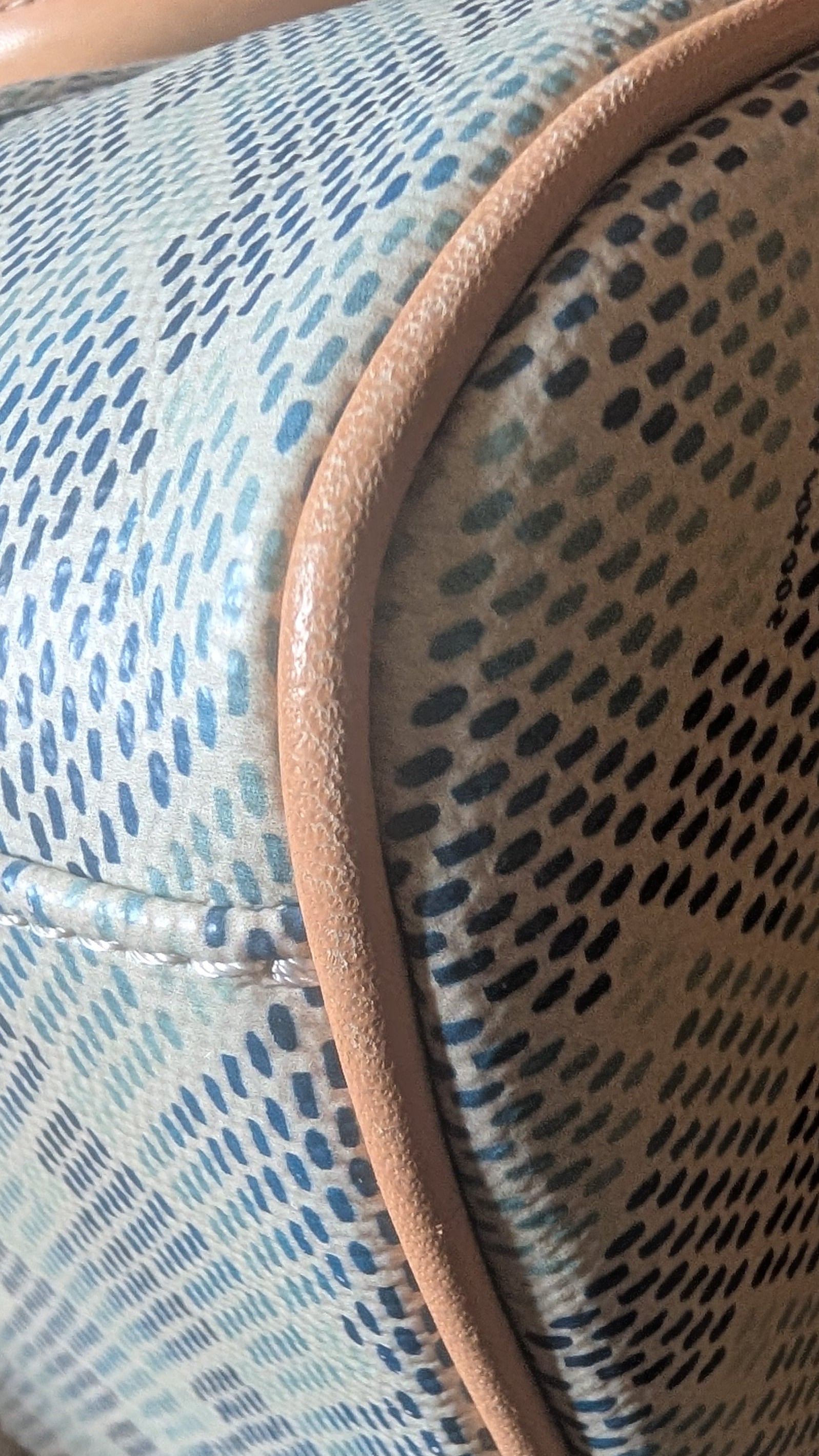 third corner condition Kurt Geiger Camden Boston Bowling Bag