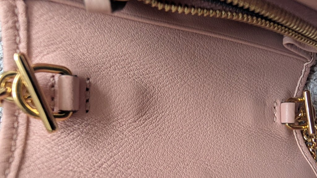 inside strap connection Pre-Owned Gucci Blondie Medium Chain Wallet Pink