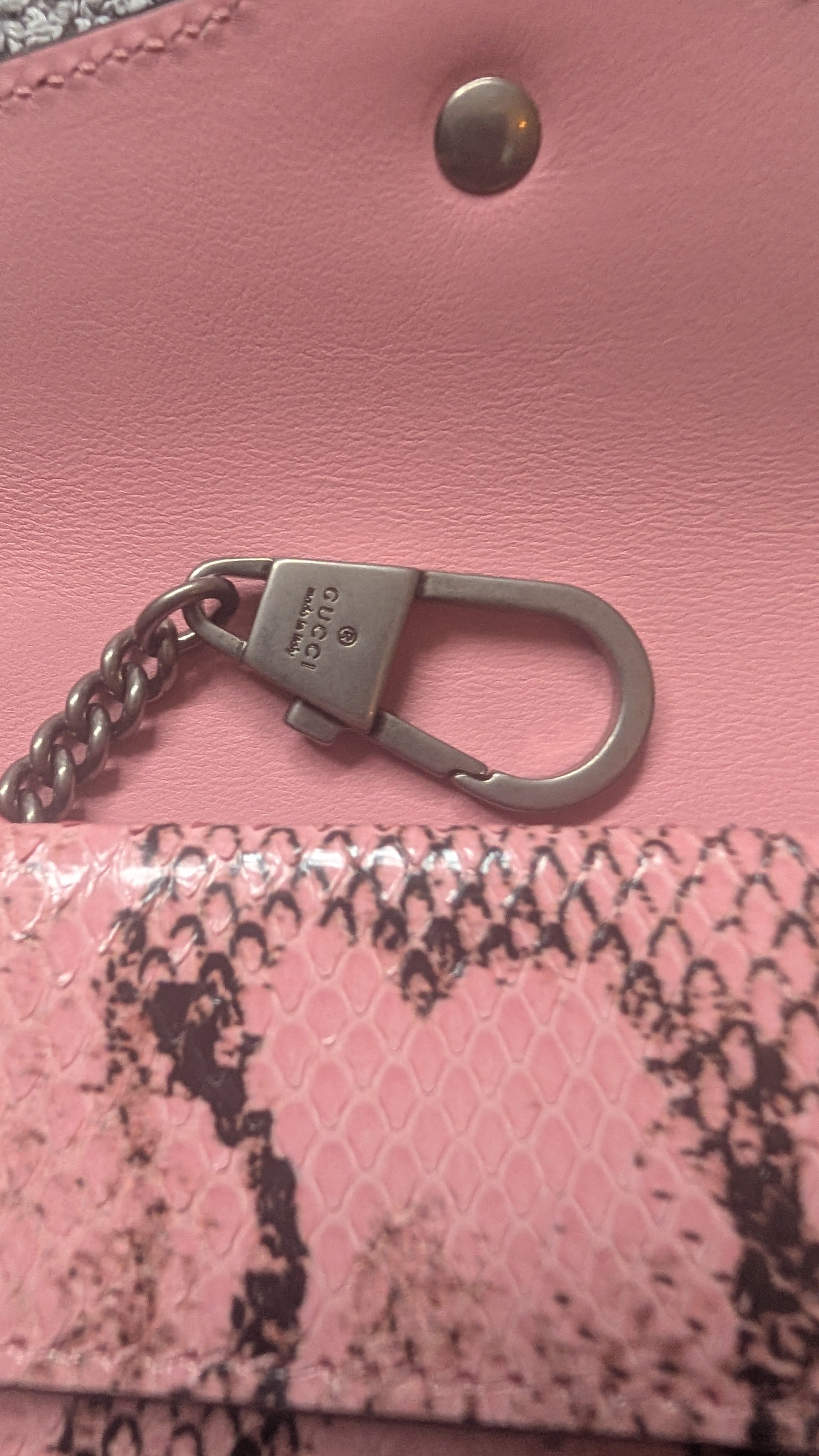 close up of internal harware for Pre-Owned Gucci Dionysus Python Mini Pink Bag