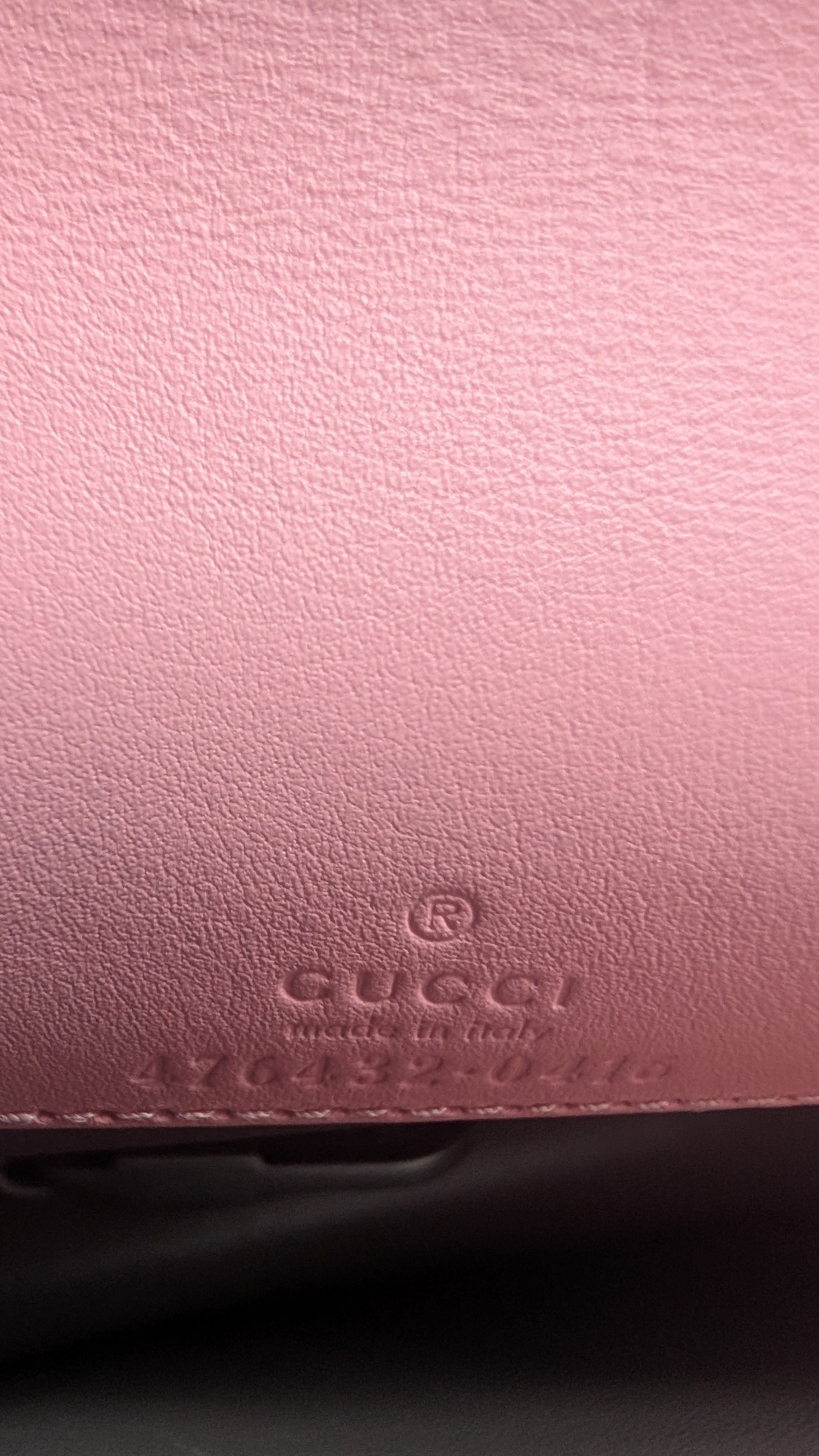 serialnumber for Pre-Owned Gucci Dionysus Python Mini Pink Bag