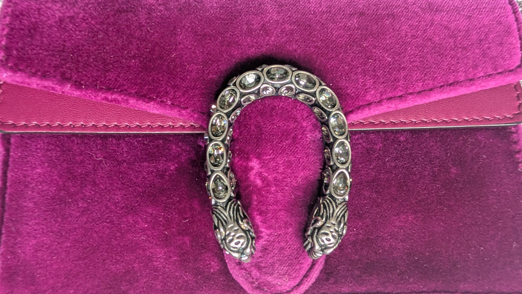 showing stone missing Pre-Owned Gucci Dionysus Mini Purple Velvet Leather Crossbody Shoulder Bag.