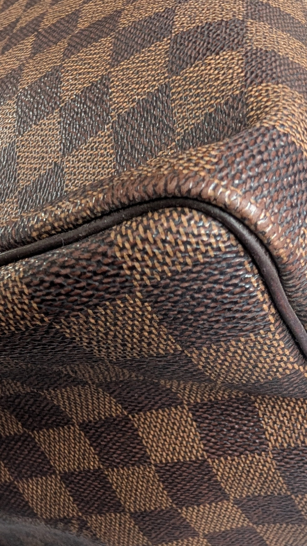 corner 4 Pre-owned Louis Vuitton speedy 35 Damier Ebene