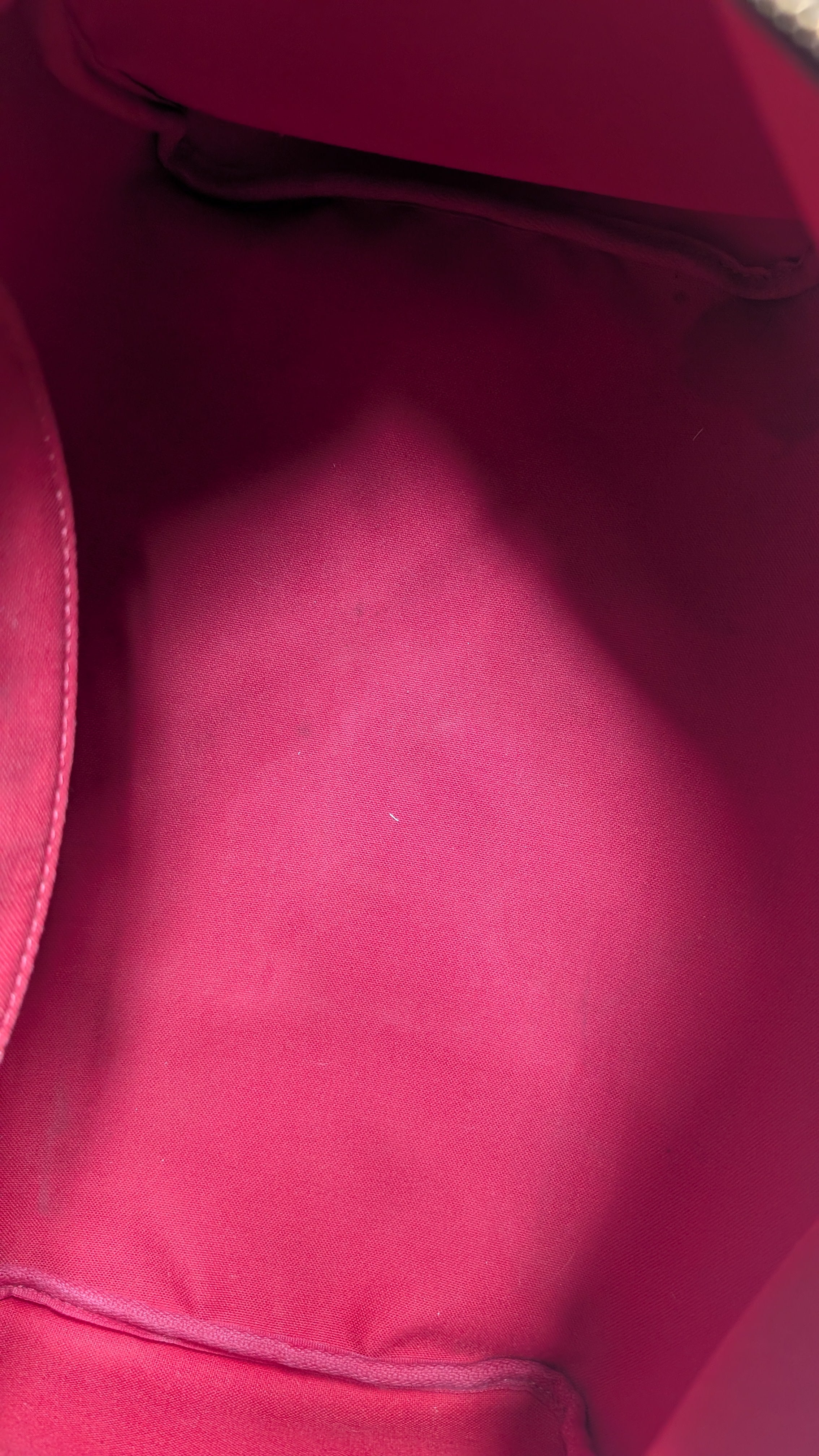 interior condition pre-owne louis vuitton speedy 35 damier ebene