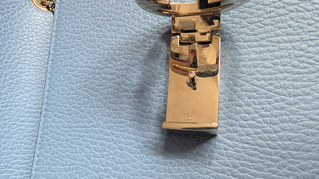 clasp condition Pre-Owned Blue Gucci GG Interlocking Cross Body Bag