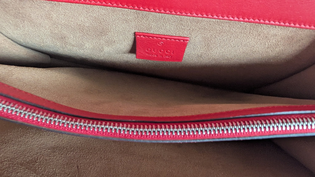 inside condition Pre-Owned Gucci GG Coated Canvas Supreme and Leather Arabesque Medium Dionysus Bag