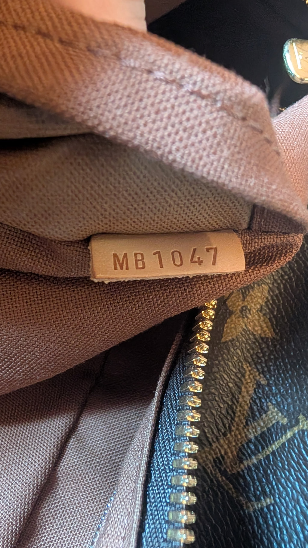serial number Pre-Owned Louis Vuitton Monogram Eole 55 Travel Bag Carry Case