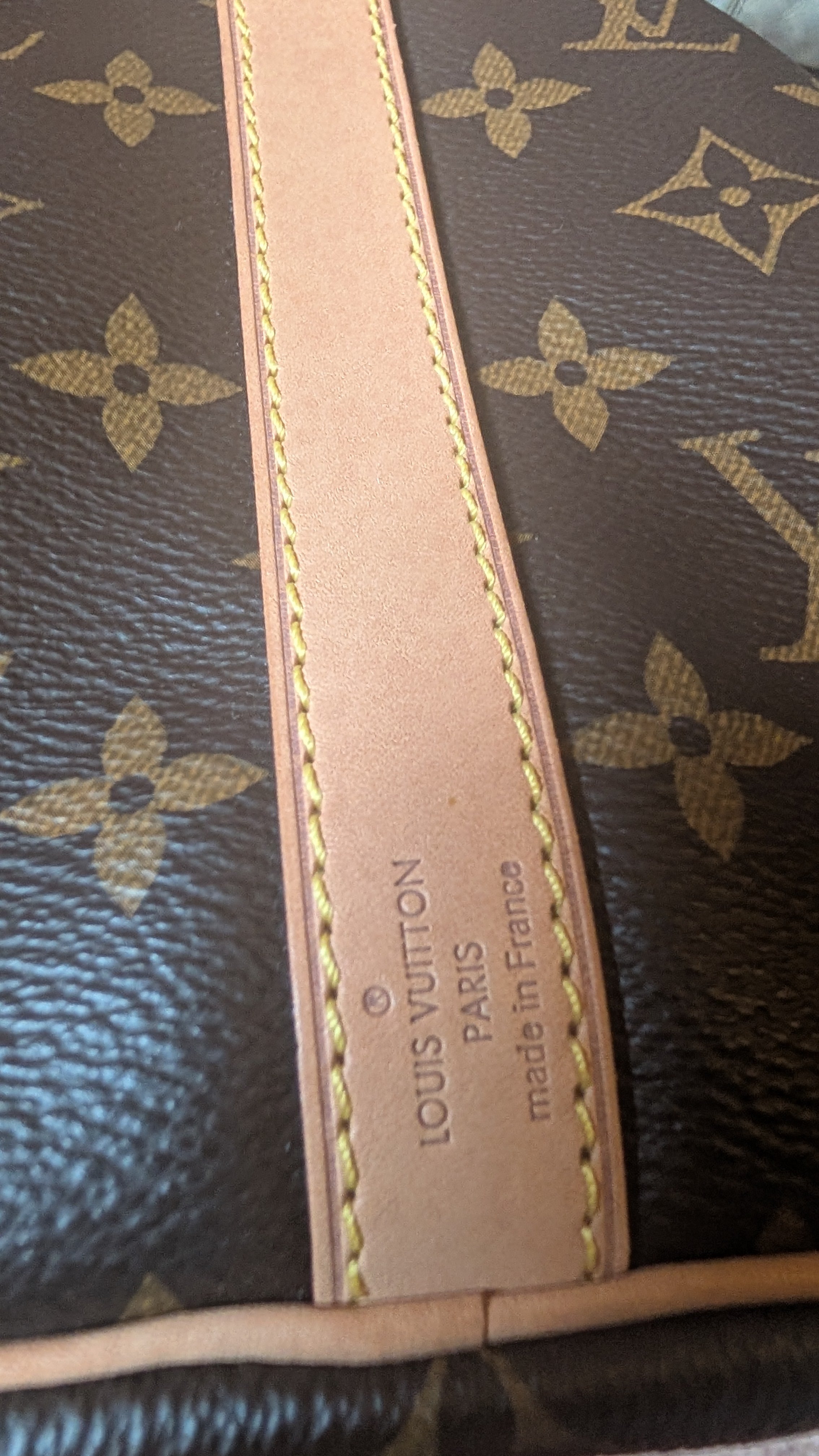 louis vuitton logo badge Pre-Owned Louis Vuitton Speedy 25 Bandoulière – Monogram Canvas