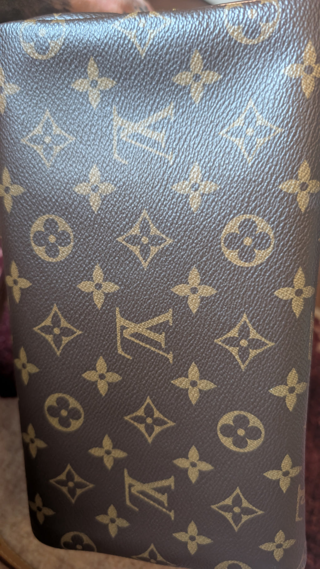 bottom of Pre-Owned Louis Vuitton Speedy 25 Bandoulière – Monogram Canvas