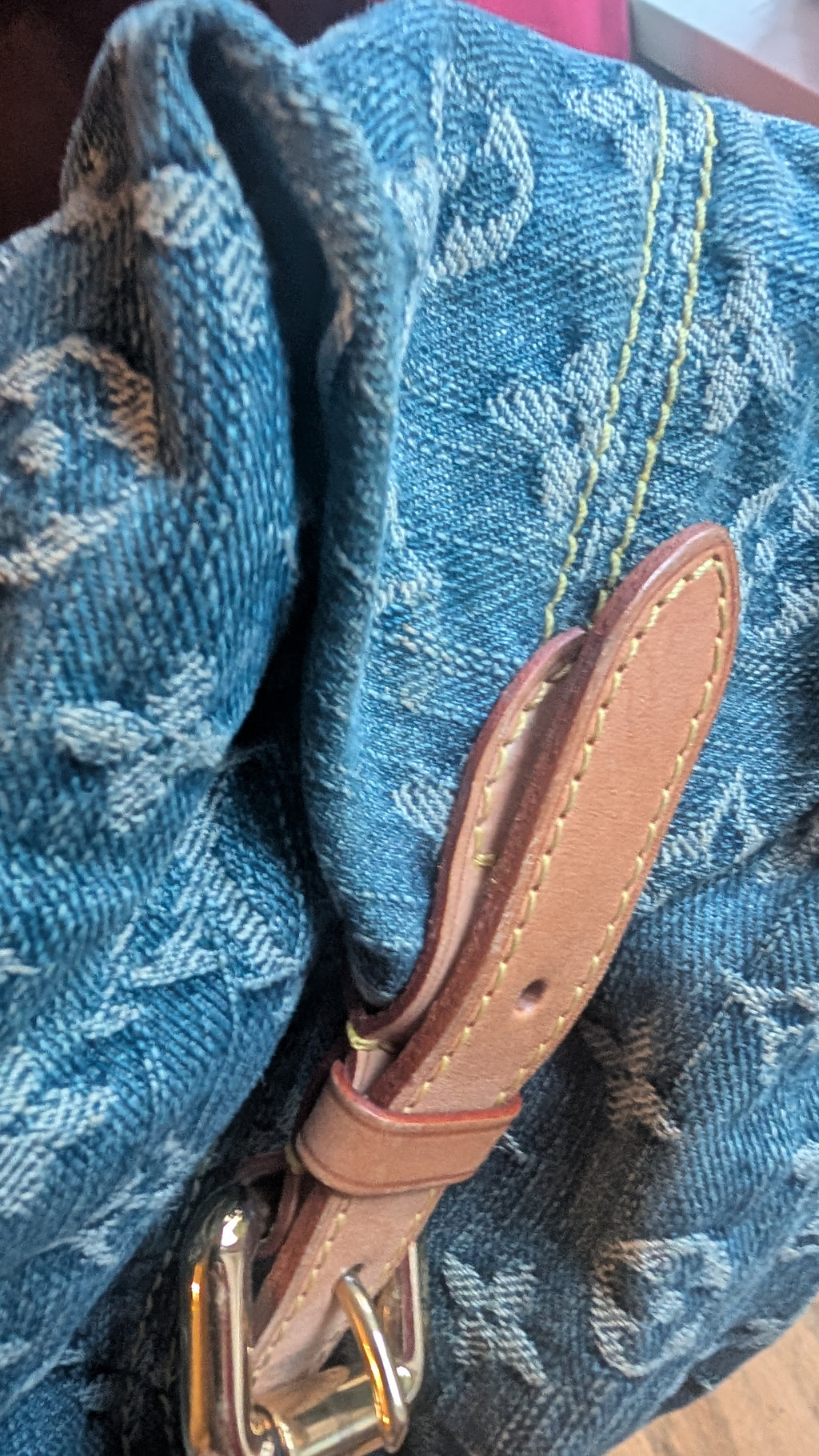 vachetta Louis Vuitton Neo Cabby MM Monogram Denim Blue Shoulder Bag