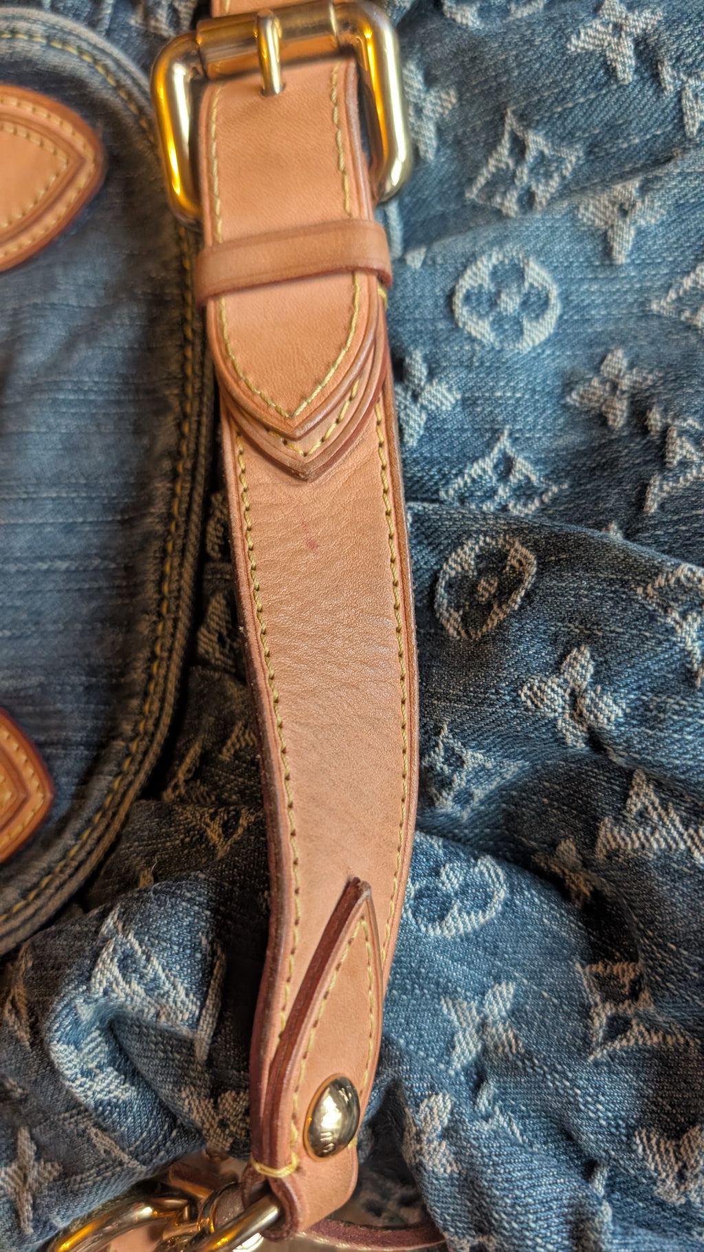 strap Louis Vuitton Neo Cabby MM Monogram Denim Blue Shoulder Bag