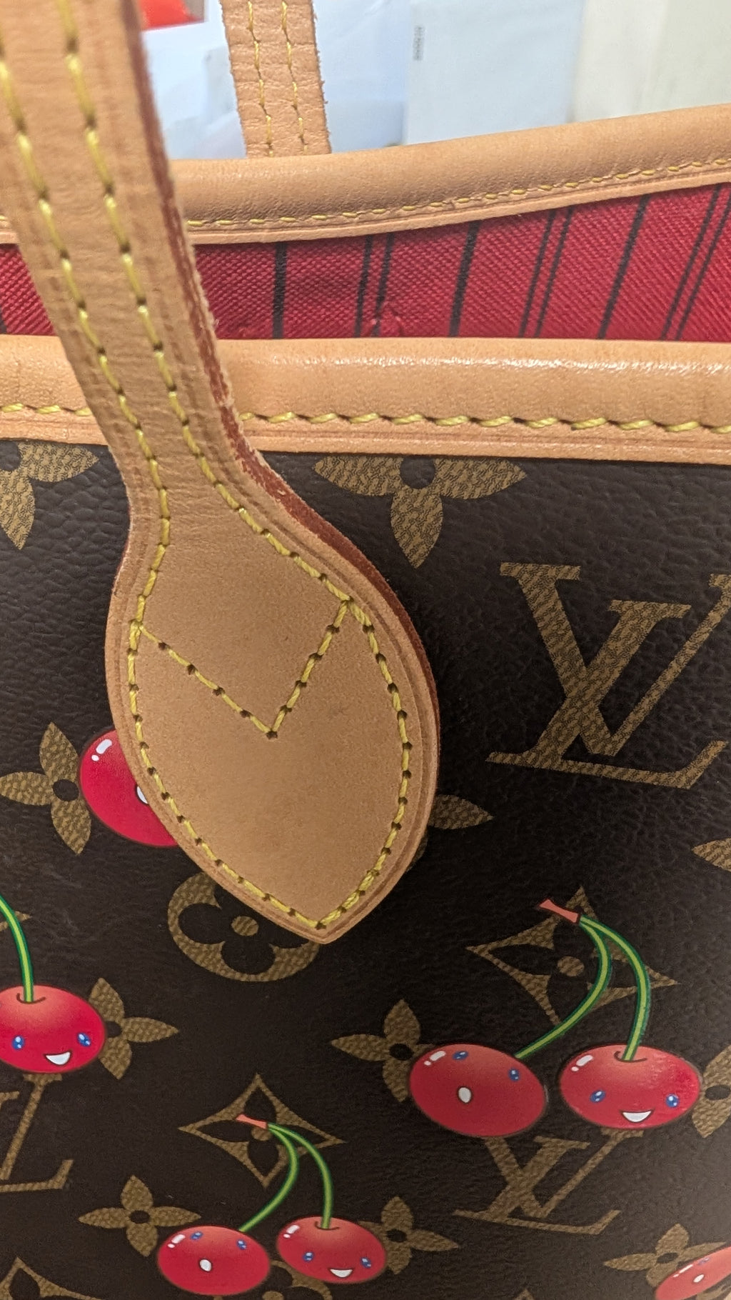 leather Pre-Owned Louis Vuitton x Takashi Murakami Cherry Neverfull MM Tote Bag with Pouch