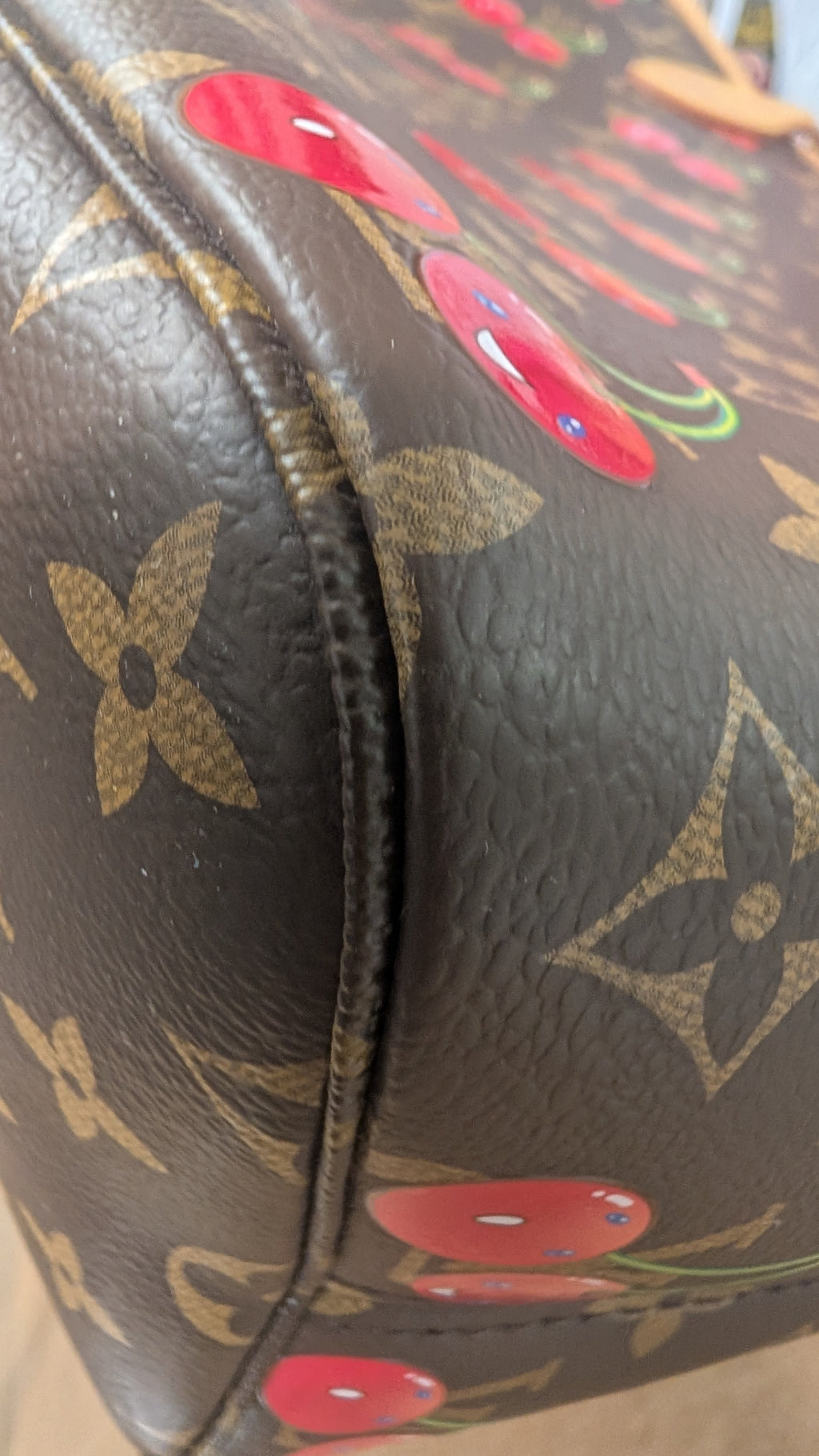 corner Pre-Owned Louis Vuitton x Takashi Murakami Cherry Neverfull MM Tote Bag with Pouch