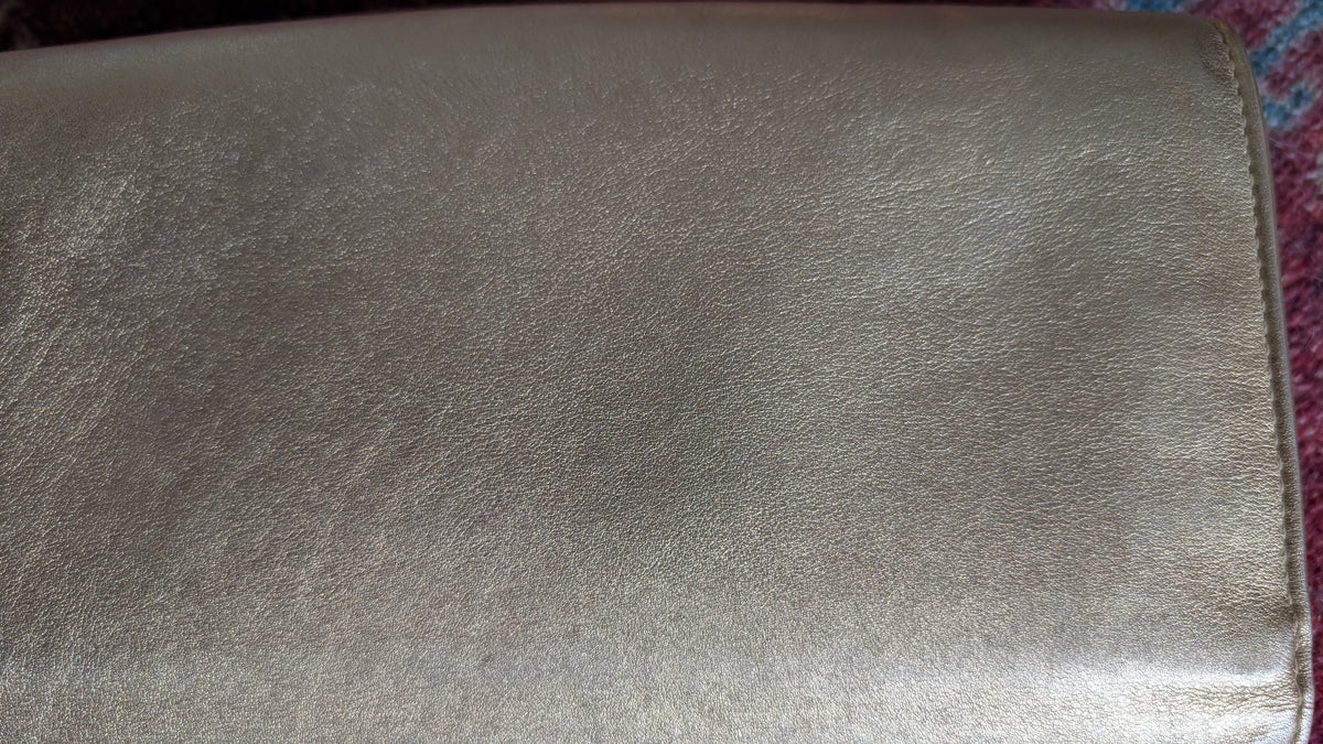 back of gold clutch Pre-Owned Louis Vuitton Louise GM Clutch – Metallic Champagne Leather