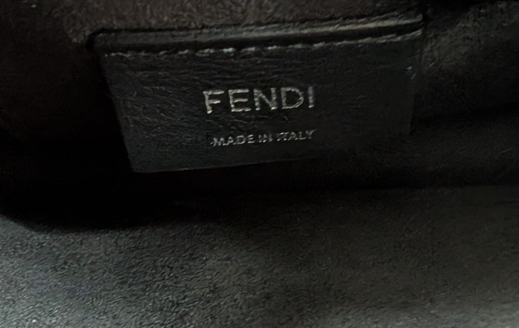 LABLE Pre-Owned Fendi Kan I Monster Eyes Black Leather Chain Shoulder Bag