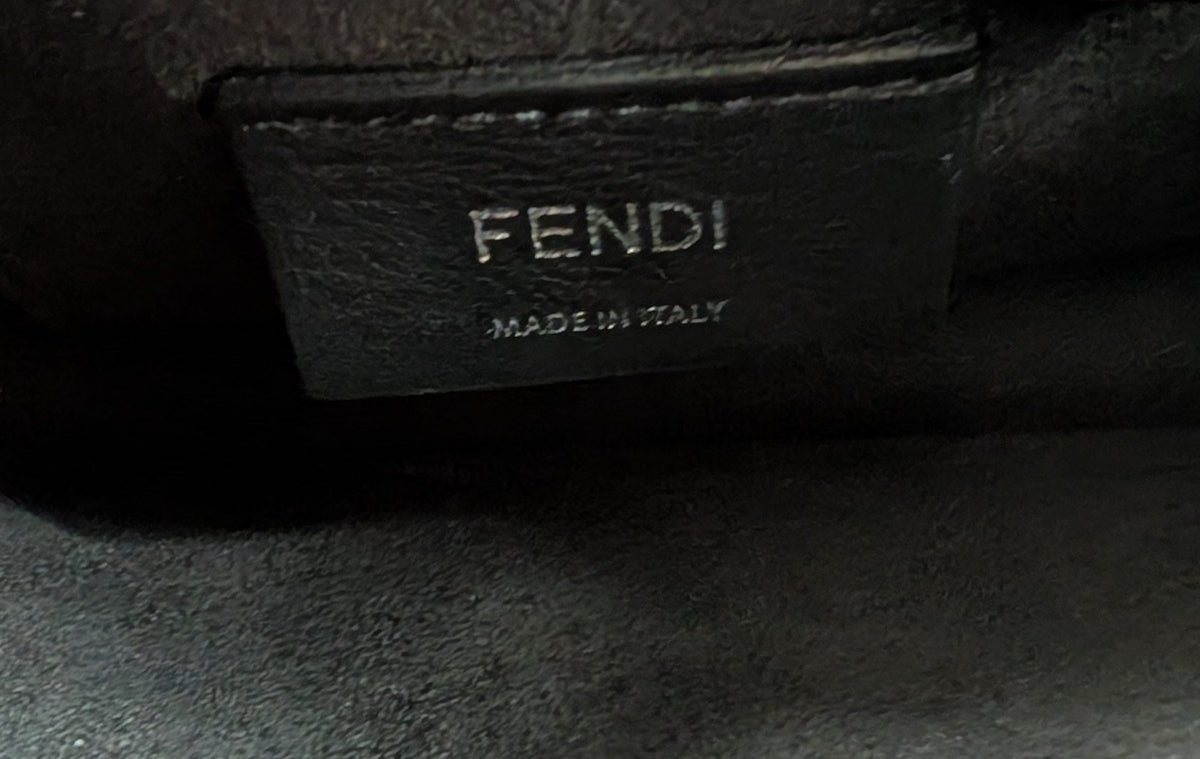 LABLE Pre-Owned Fendi Kan I Monster Eyes Black Leather Chain Shoulder Bag