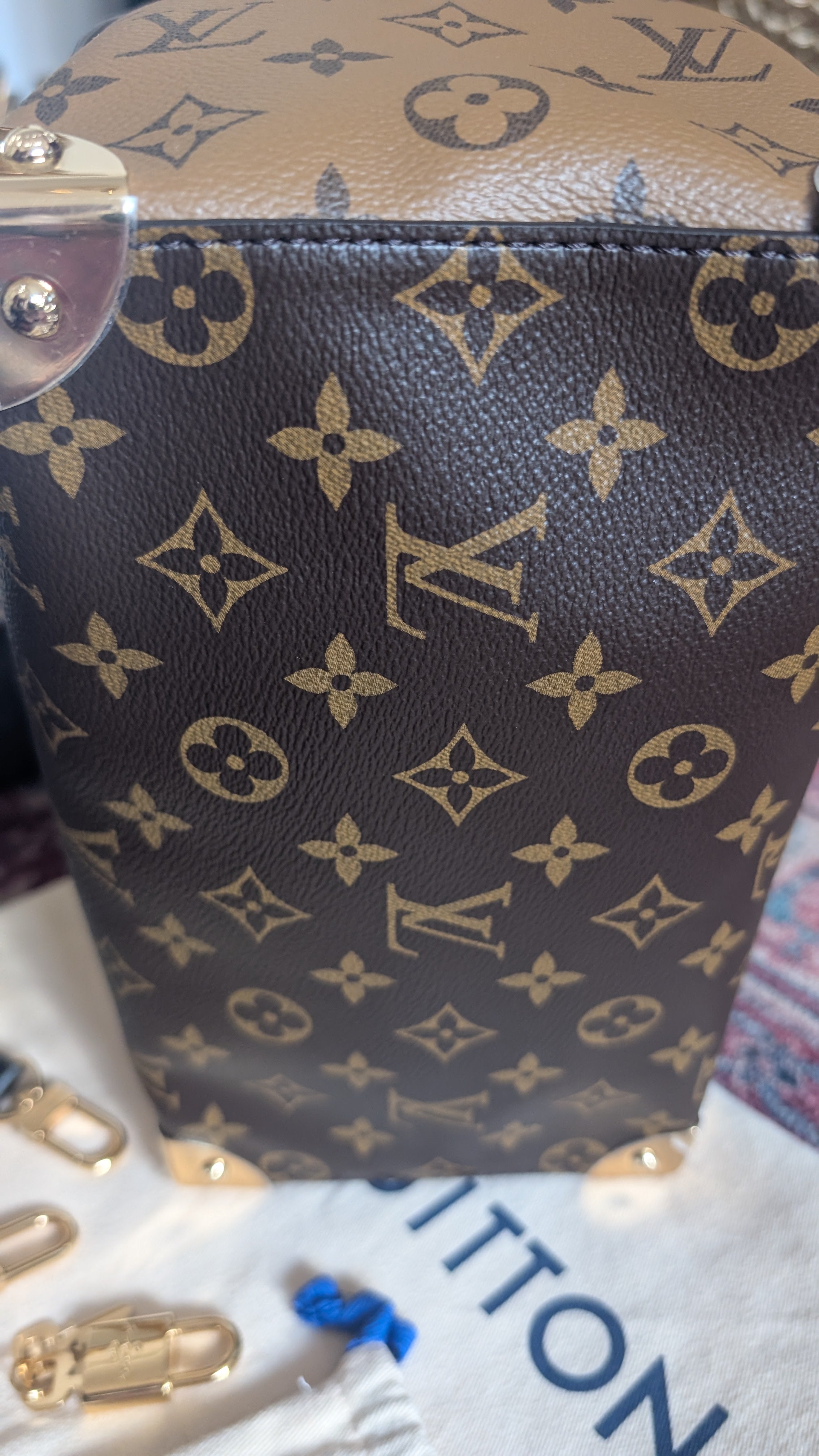 bottom Pre-Owned Louis Vuitton Speedy Trunk 25 Monogram