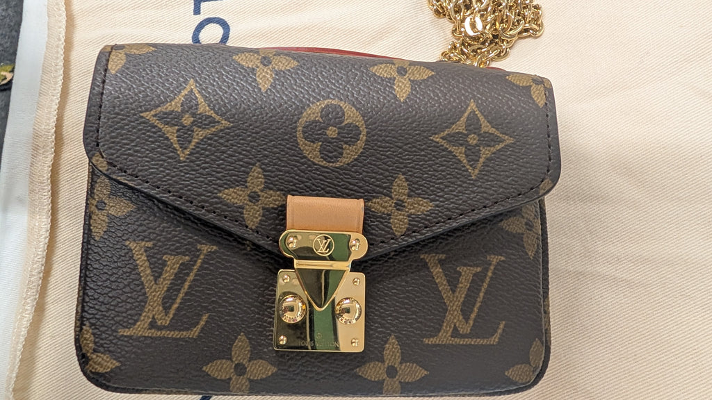 hardware Pre-Owned Louis Vuitton Micro Metis Bag