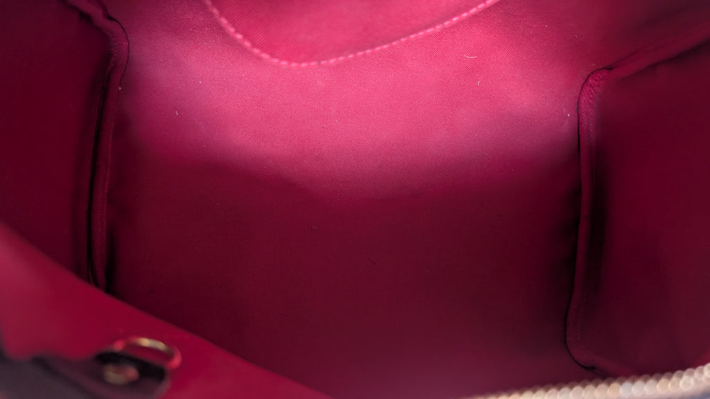 inside Pre-Owned Louis Vuitton Speedy 30 Damier Ebene