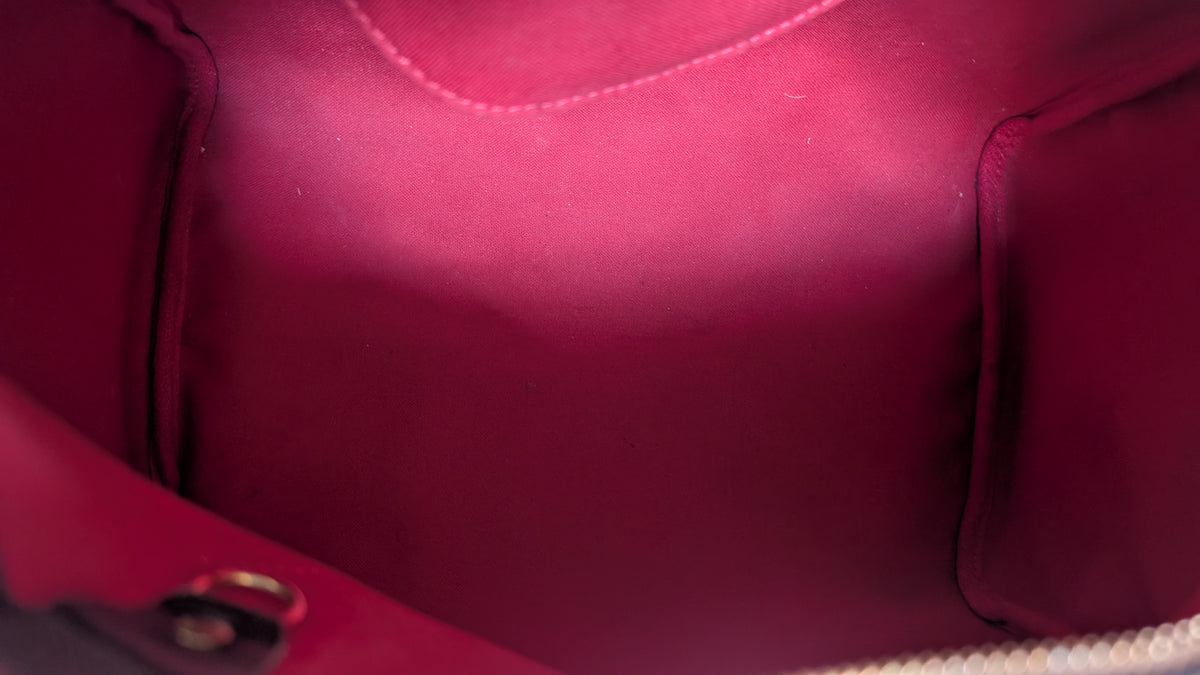 inside Pre-Owned Louis Vuitton Speedy 30 Damier Ebene