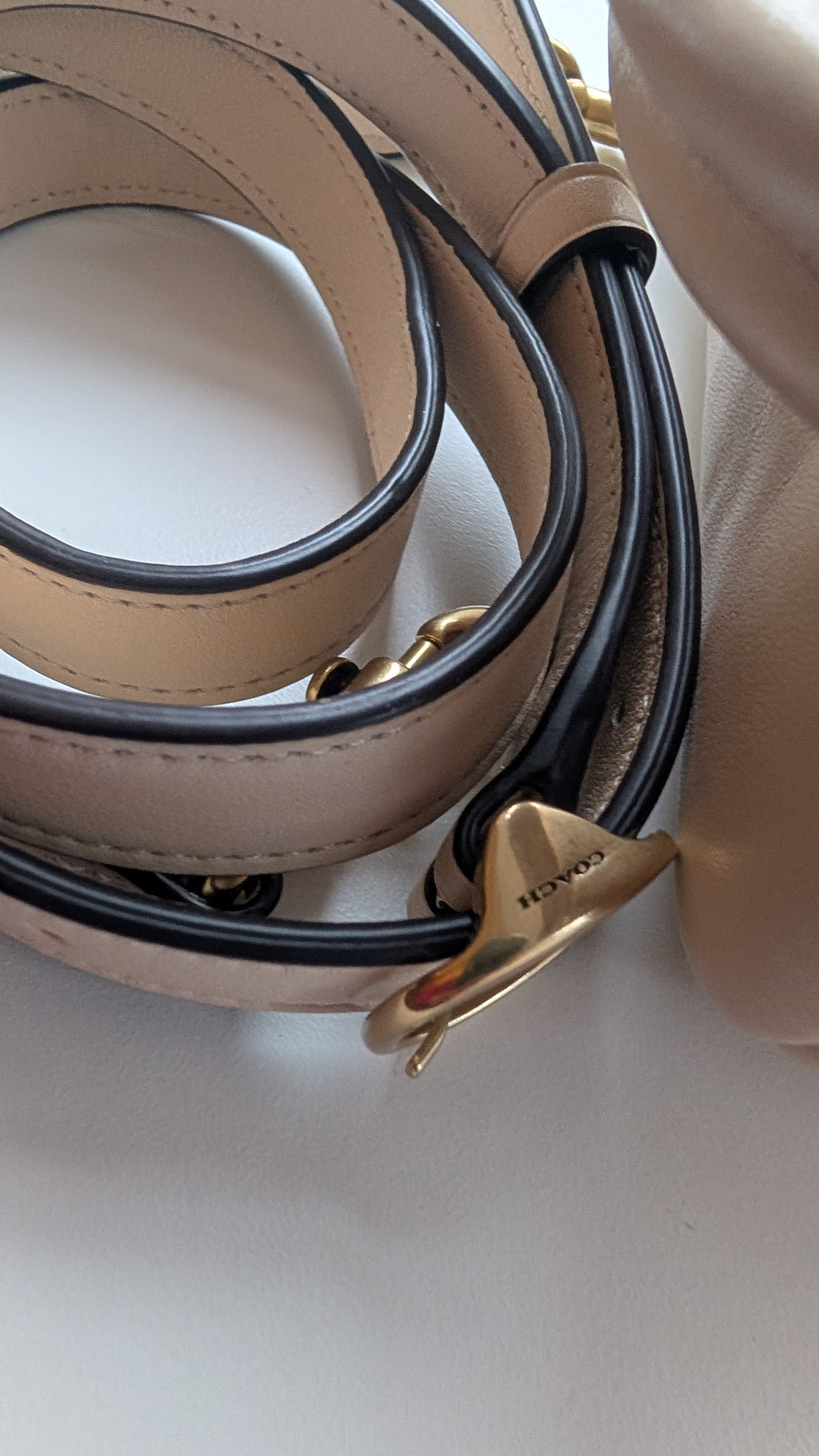 strap condition Pre-Owned Coach Pillow Tabby Shoulder Bag – Cream/Ivory Leather