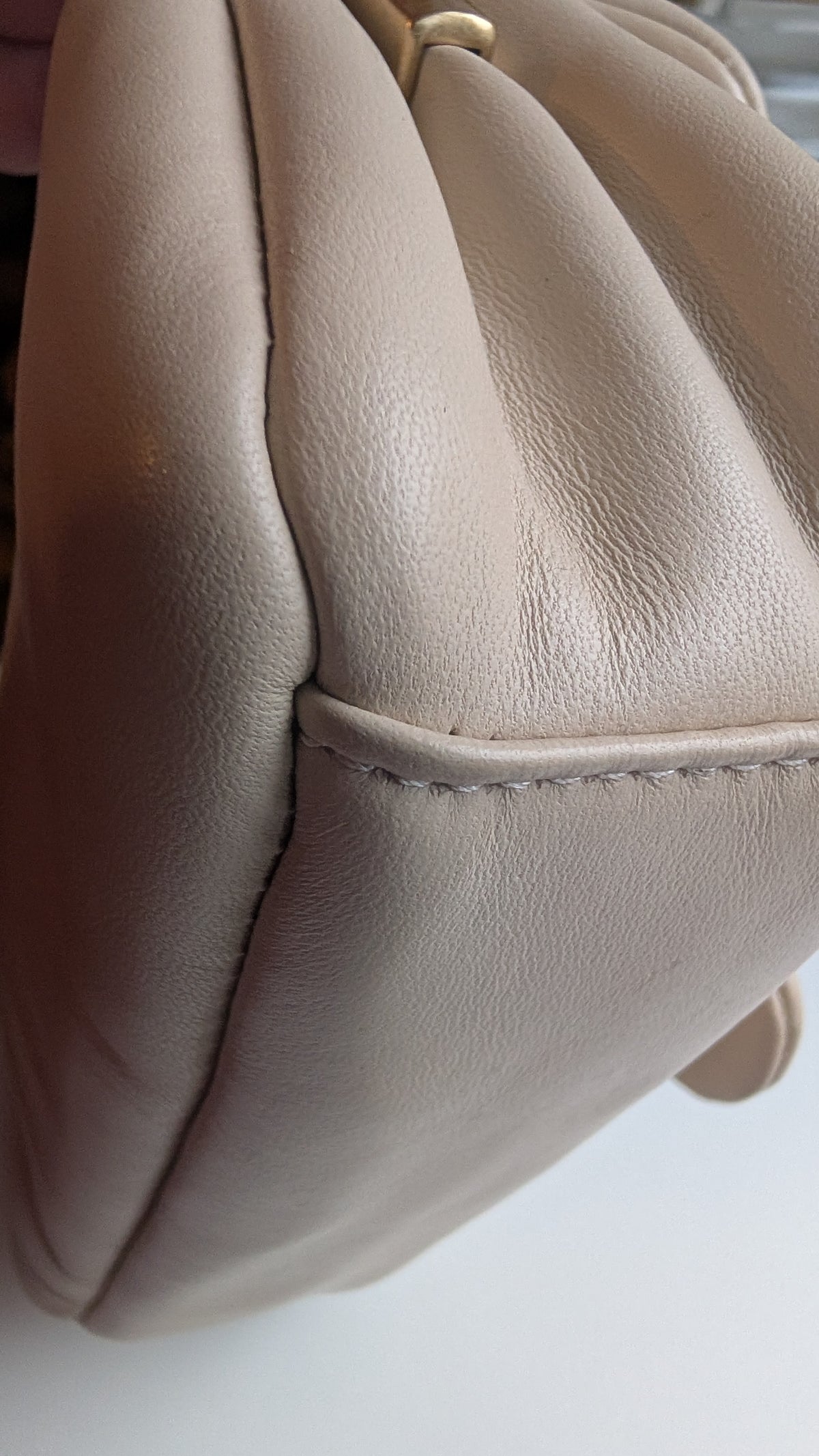 corner condiction 2 Pre-Owned Coach Pillow Tabby Shoulder Bag – Cream/Ivory Leather