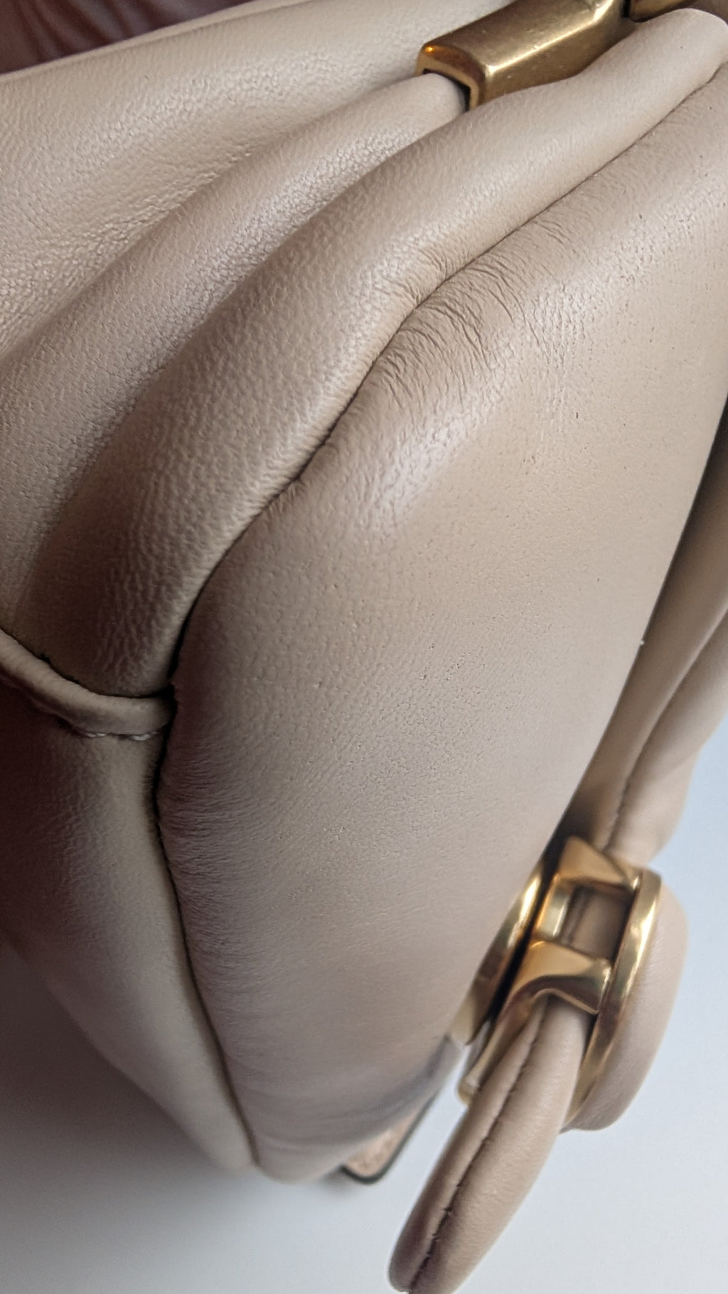 corner condition 3 Pre-Owned Coach Pillow Tabby Shoulder Bag – Cream/Ivory Leather