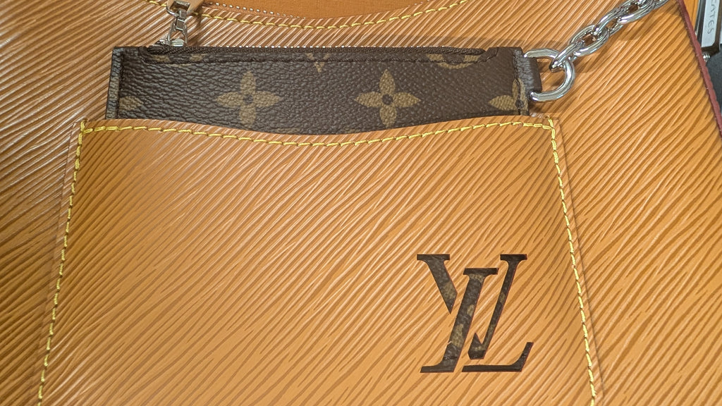 front Pre-Owned Louis Vuitton Marelle Shoulder & Crossbody Bag – Caramel Epi Leather