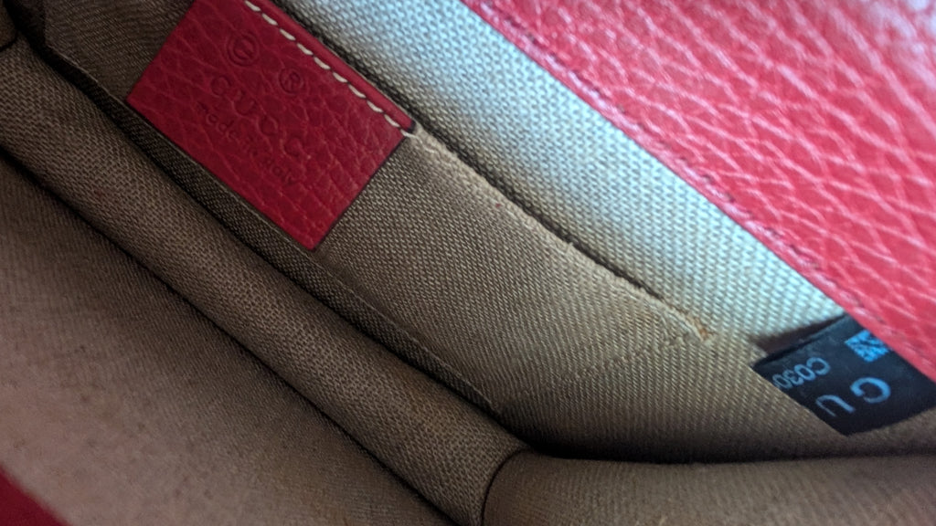 serial number   Pre-Owned Red Gucci GG Interlocking Crossbody Bag